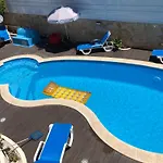 Luisa Anabela Piscine Et Jacuzzi Villa